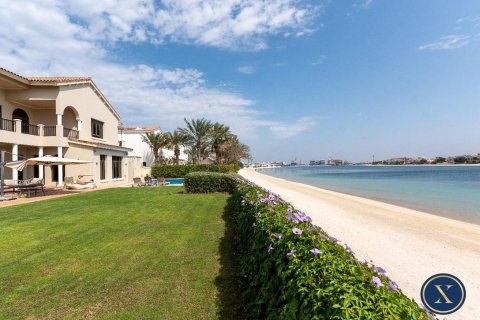 Villa in Palm Jumeirah, Dubai 6 bedrooms, 650 sq.m. № 46260 - photo 26
