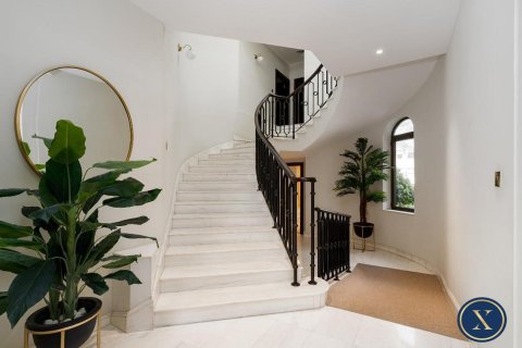 Villa in Palm Jumeirah, Dubai 6 bedrooms, 650 sq.m. № 46260 - photo 14