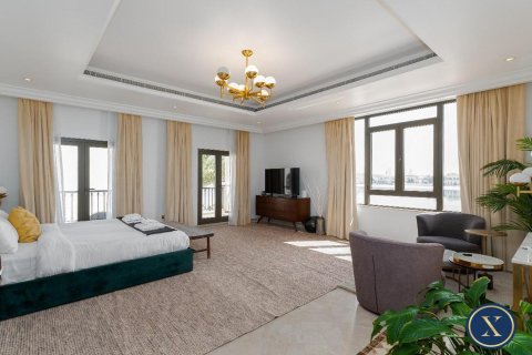 Villa in Palm Jumeirah, Dubai 6 bedrooms, 650 sq.m. № 46260 - photo 8