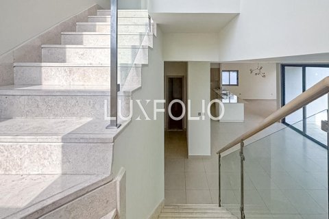 Villa in Sidra Villas, Dubai Hills Estate, Dubai 5 bedrooms, 593 sq.m. № 46256 - photo 11