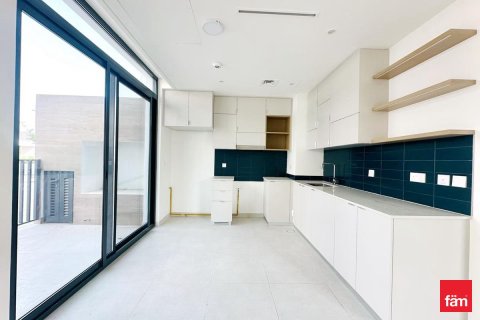 Townhouse in Dubai 3 bedrooms, 121.2 sq.m. № 58885 - photo 13