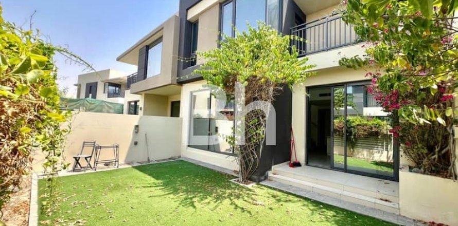 Townhouse in Dubai Hills Estate, Dubai 3 bedrooms, 195 sq.m. № 57603