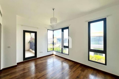 Townhouse in Dubai Hills Estate, Dubai 3 bedrooms, 195 sq.m. № 57603 - photo 4