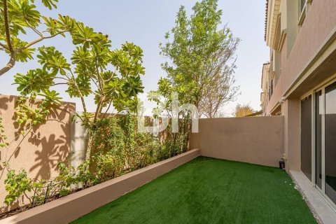 Купить таунхаус в Джумейра Гольф Эстейтс, Дубай: 2 спальни, 134м², № 57604 - фото 8