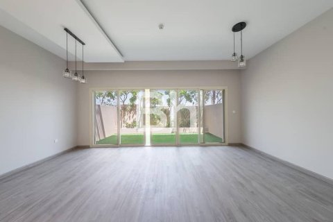 Купить таунхаус в Джумейра Гольф Эстейтс, Дубай: 2 спальни, 134м², № 57604 - фото 22
