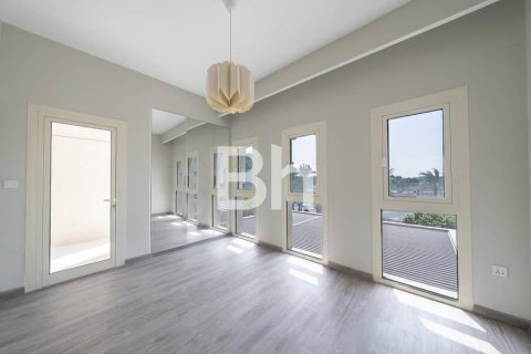 Купить таунхаус в Джумейра Гольф Эстейтс, Дубай: 2 спальни, 134м², № 57604 - фото 23