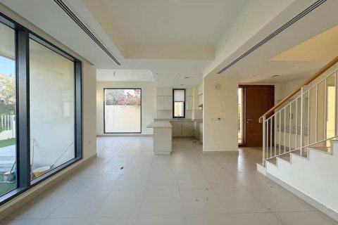 Снять в аренду таунхаус в Дубай Хилс Эстейт, Дубай: 5 спален, 251м², № 57620 - фото 4