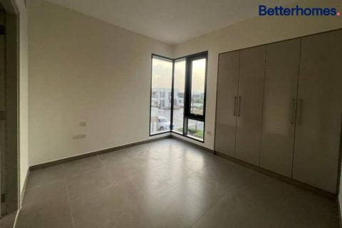 Снять в аренду таунхаус в Дубай Хилс Эстейт, Дубай: 5 спален, 251м², № 57620 - фото 27