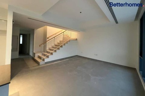 Снять в аренду таунхаус в Дубай Хилс Эстейт, Дубай: 5 спален, 251м², № 57620 - фото 1