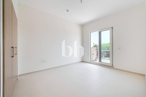 Adosado en Dubai Sports City, Dubai, 4 dormitorios, 332 m², № 57617 - foto 6