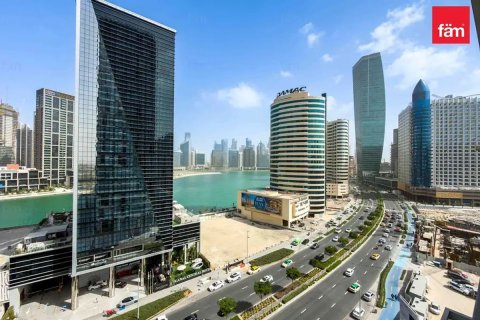 Apartment in Business Bay, Dubai 3 bedrooms, 159.7 sq.m. № 107467 - photo 2