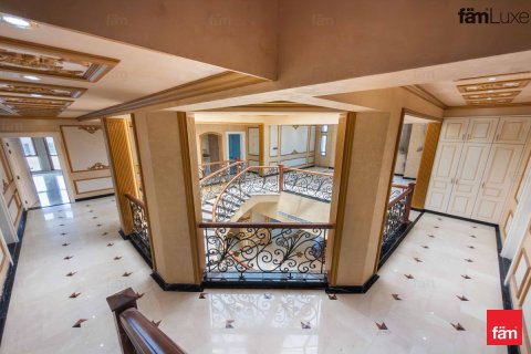 Villa in Al Barsha, Dubai 6 bedrooms, 1412.1 sq.m. № 110176 - photo 23