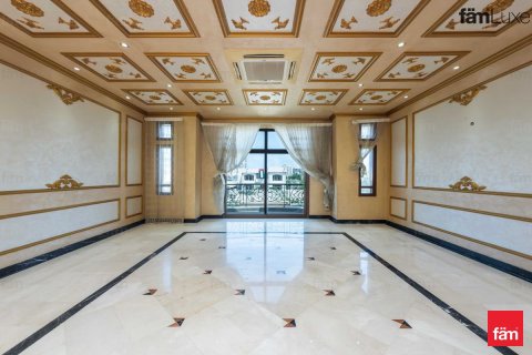 Villa in Al Barsha, Dubai 6 bedrooms, 1412.1 sq.m. № 110176 - photo 13