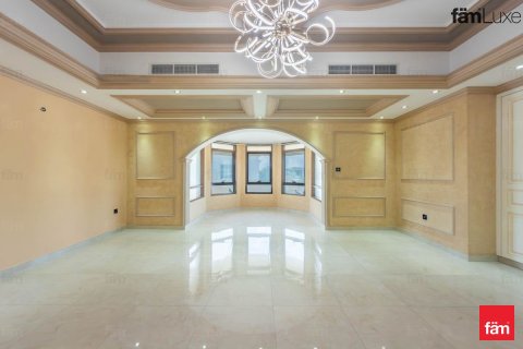 Villa in Al Barsha, Dubai 6 bedrooms, 1412.1 sq.m. № 110176 - photo 17