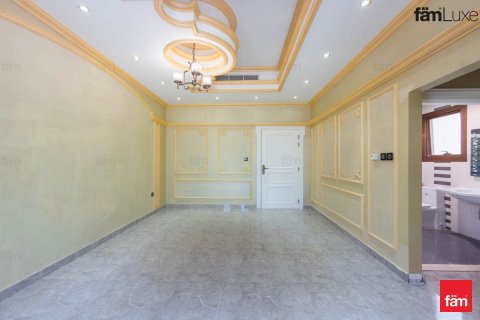 Villa in Al Barsha, Dubai 6 bedrooms, 1412.1 sq.m. № 110176 - photo 25