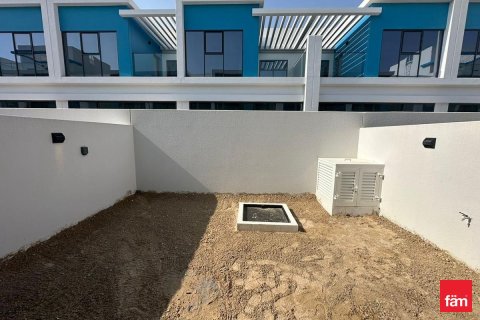 Снять в аренду таунхаус в Дубае: 4 спальни, 144м², № 93709 - фото 14