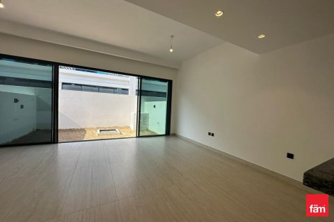 Снять в аренду таунхаус в Дубае: 4 спальни, 144м², № 93709 - фото 4