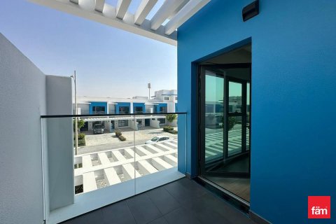 Снять в аренду таунхаус в Дубае: 4 спальни, 144м², № 93709 - фото 18