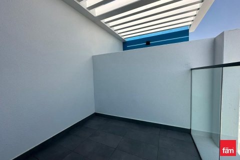 Снять в аренду таунхаус в Дубае: 4 спальни, 144м², № 93709 - фото 16