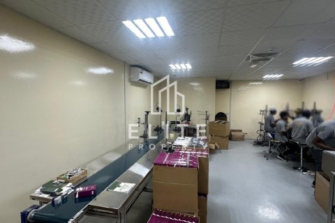 Usine à Al Qusais Industrial Area, Al Qusais, Dubai, 12000 m², № 42244 - photo 24