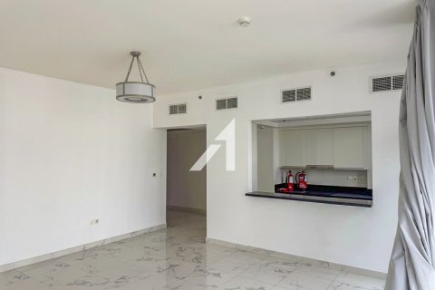 Снять в аренду квартиру в Бизнес-Бэе, Дубай: 3 спальни, 183м², № 101440 - фото 1