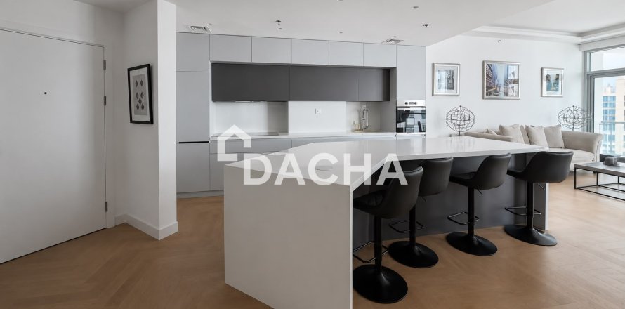 Apartment in The Torch, Dubai Marina, Dubai 2 bedrooms, 117 sq.m. № 115714