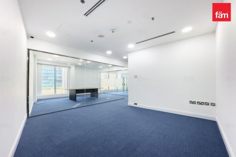 Oficina en Business Bay, Dubai, 108.3 m², № 141471 - foto 2
