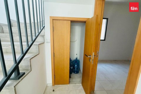 Adosado en Dubai, 3 dormitorios, 166.2 m², № 141470 - foto 7
