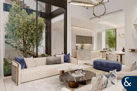 Villa à Dubai, 5 chambres, 525 m², № 98438 - photo 3