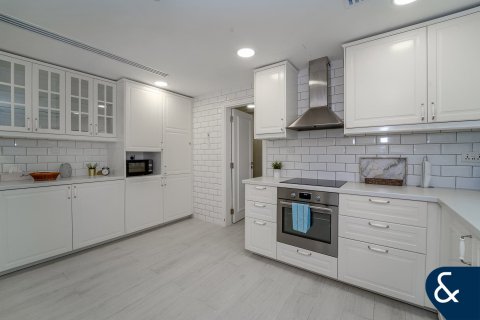 Apartamento en Green Community, Dubai, 2 dormitorios, 202 m², № 98443 - foto 4