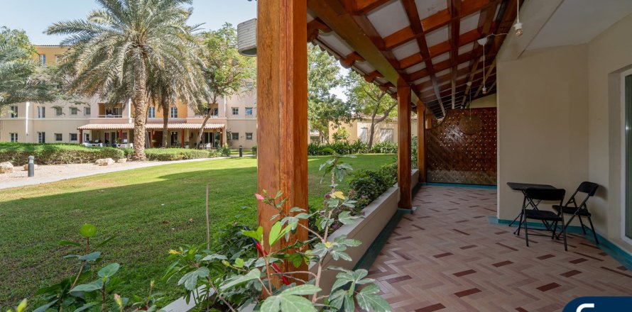 Apartamento en Green Community, Dubai, 2 dormitorios, 202 m², № 98443