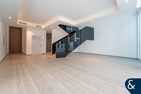 فيلا في البراري, دبي 4 غرف نوم, 459 م² رقم 98437 - صورة 3