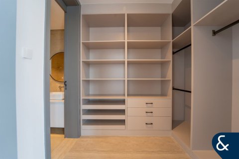 فيلا في البراري, دبي 4 غرف نوم, 459 م² رقم 98437 - صورة 7