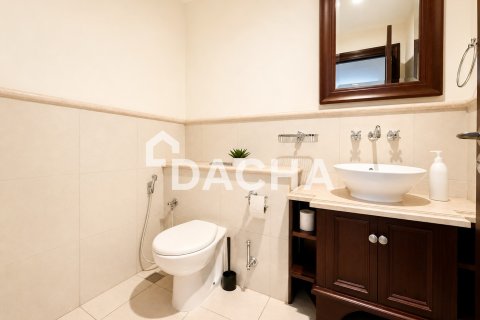 Apartment in Downtown Dubai (Downtown Burj Dubai), Dubai 2 bedrooms, 124 sq.m. № 109756 - photo 22