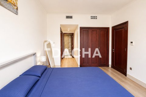 Apartment in Downtown Dubai (Downtown Burj Dubai), Dubai 2 bedrooms, 124 sq.m. № 109756 - photo 15