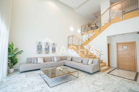 Квартира в Shoreline Apartments, Пальма Джумейра, Дубай, 4 спальни, 450м², № 109760
