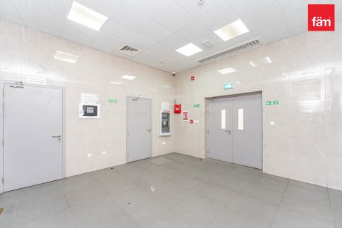Купить здание в Дубае: 5388.1м², № 12216 - фото 3
