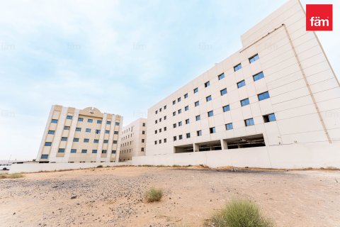 Купить здание в Дубае: 5388.1м², № 12216 - фото 30