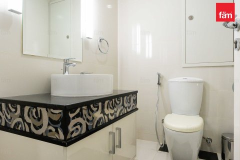 Appartement à Downtown Dubai (Downtown Burj Dubai), Dubai, 2 chambres, 127.6 m², № 12217 - photo 9