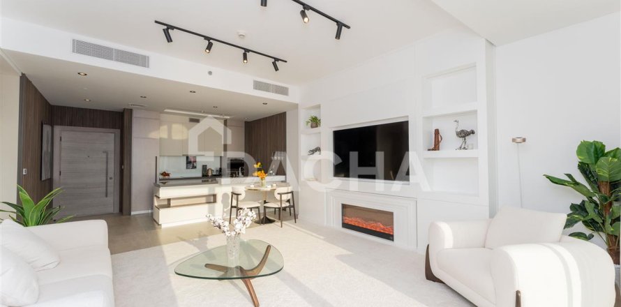 Apartment in Palm Jumeirah, Dubai 2 bedrooms, 137.2 sq.m. № 6961