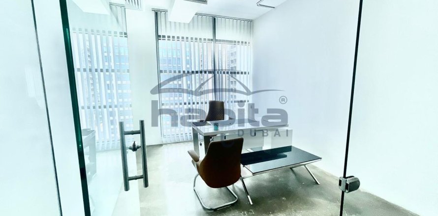 Bureau à Business Bay, Dubai, 128.9 m², № 7708