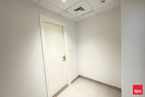 Купить квартиру в Умм-Сукейме, Дубай: 3 спальни, 175.5м², № 90825 - фото 8