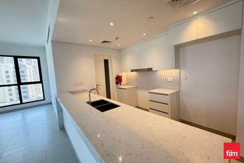 Apartment in Umm Suqeim, Dubai 3 bedrooms, 175.5 sq.m. № 90825 - photo 30