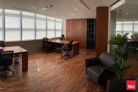 Oficina en Dubai, 157.2 m², № 47674 - foto 1