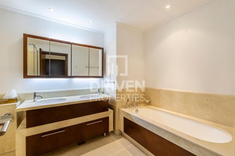 Appartement à South Ridge, Downtown Dubai (Downtown Burj Dubai), Dubai, 2 chambres, 135 m², № 87234 - photo 15