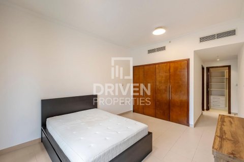 Appartement à South Ridge, Downtown Dubai (Downtown Burj Dubai), Dubai, 2 chambres, 135 m², № 87234 - photo 8