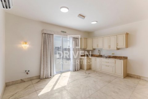 Villa en Pearl Jumeirah, Jumeirah, Dubai, 7 dormitorios, 683 m², № 87242 - foto 22