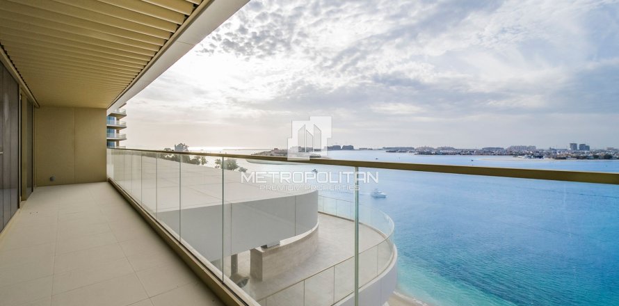 Appartement à EMAAR Beachfront, Dubai Harbour, Dubai, 2 chambres, 146 m², № 15416