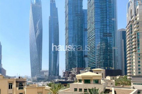 Apartamento en Emaar 6 Towers, Dubai Marina, Dubai, 3 dormitorios, 226 m², № 43675 - foto 1