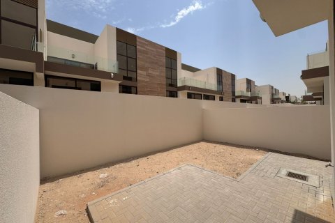 Adosado en Wadi Al Safa 3, Dubai, 4 dormitorios, 191 m², № 123857 - foto 16